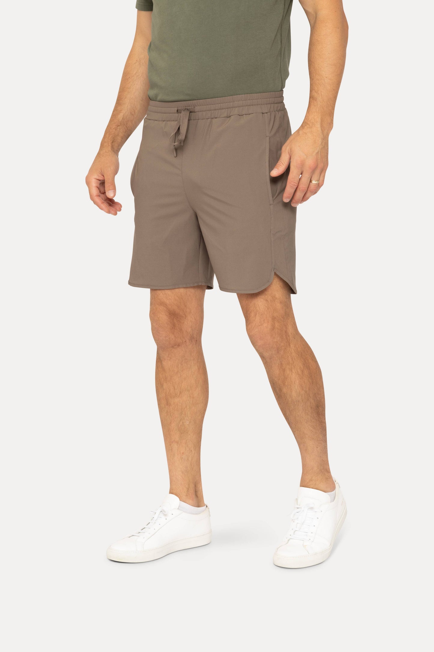 Wave Accent Essential Active Shorts